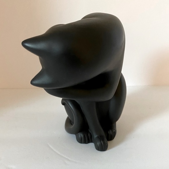 Vintage Artist Signed Black Cat Figurine - Picture 2 of 8